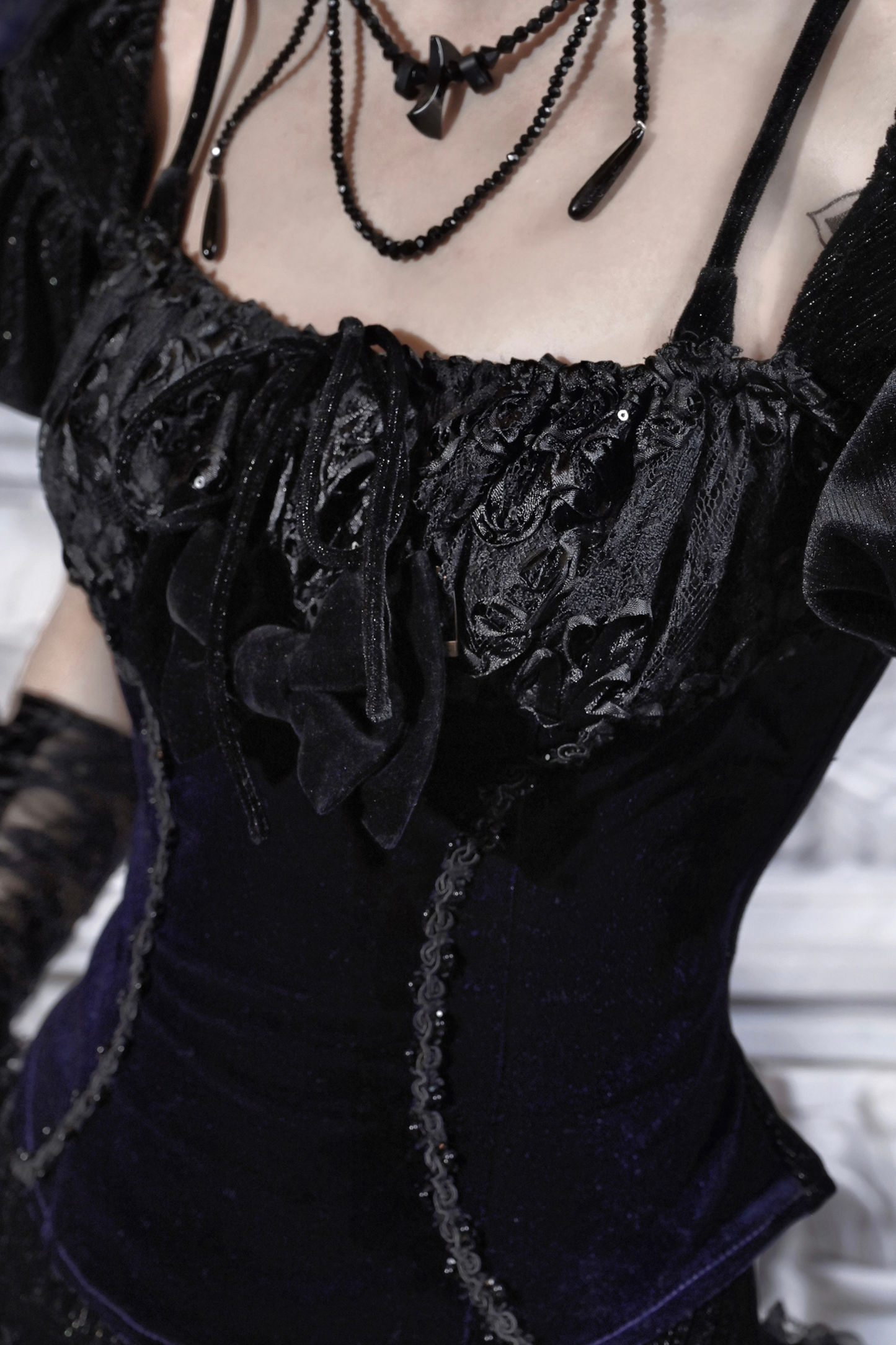 ゴシックスタイルパフスリーブトップス