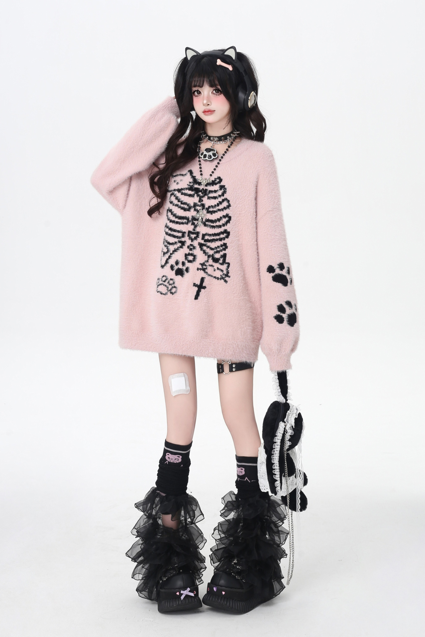 Dark Sweet Cat Design Loose Knit