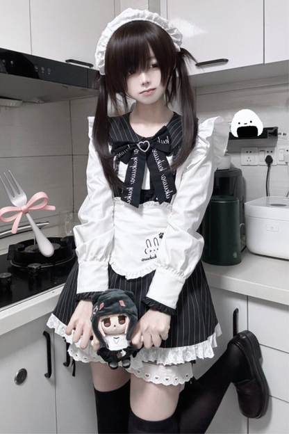 ダークエンジェルレースアップドレス+エプロン+セーター