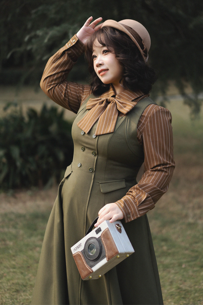 クラシカルストライプリボンシャツ