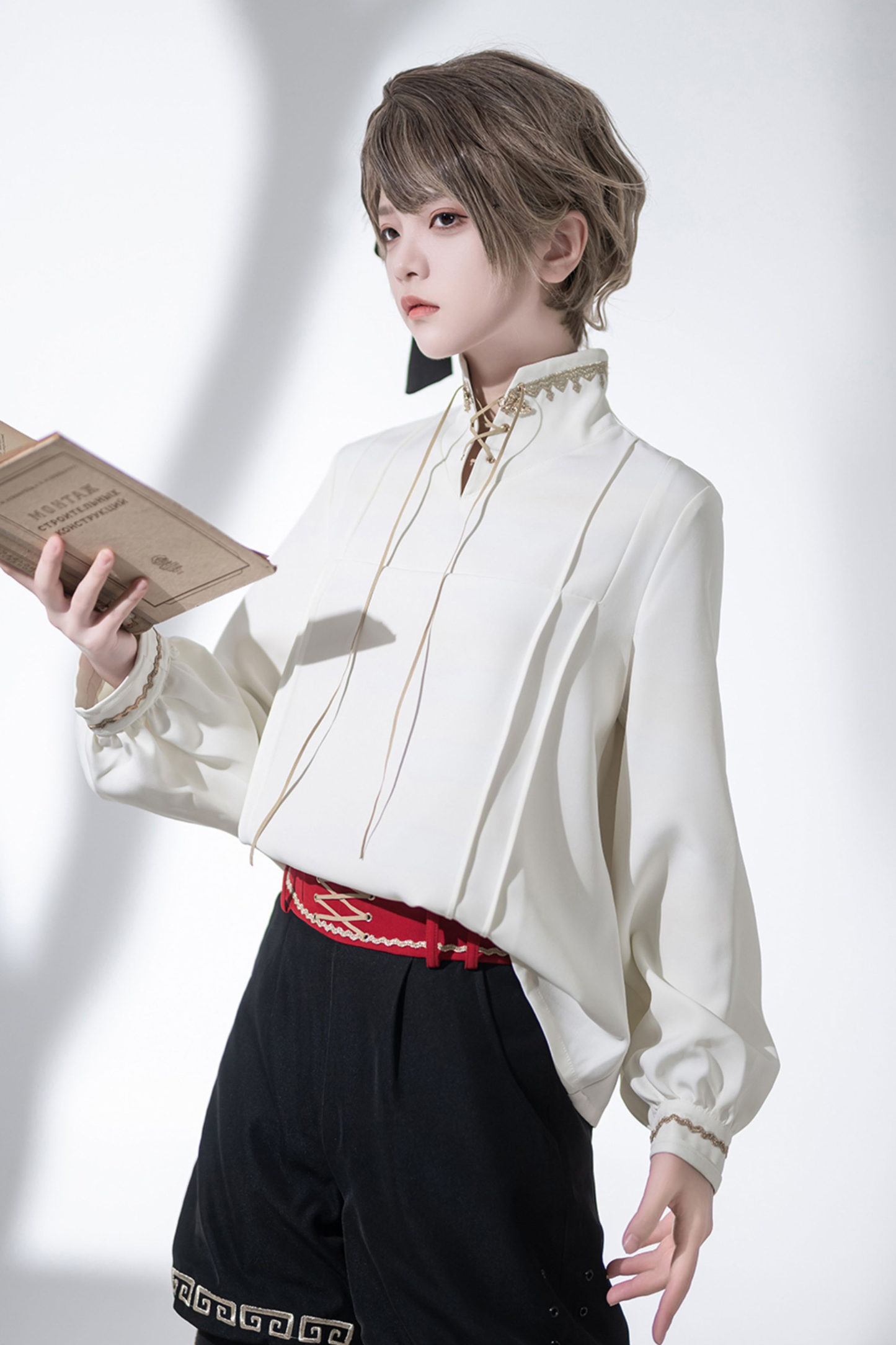 レトロスタンドカラーシャツ+ハーフパンツ+ジャケット