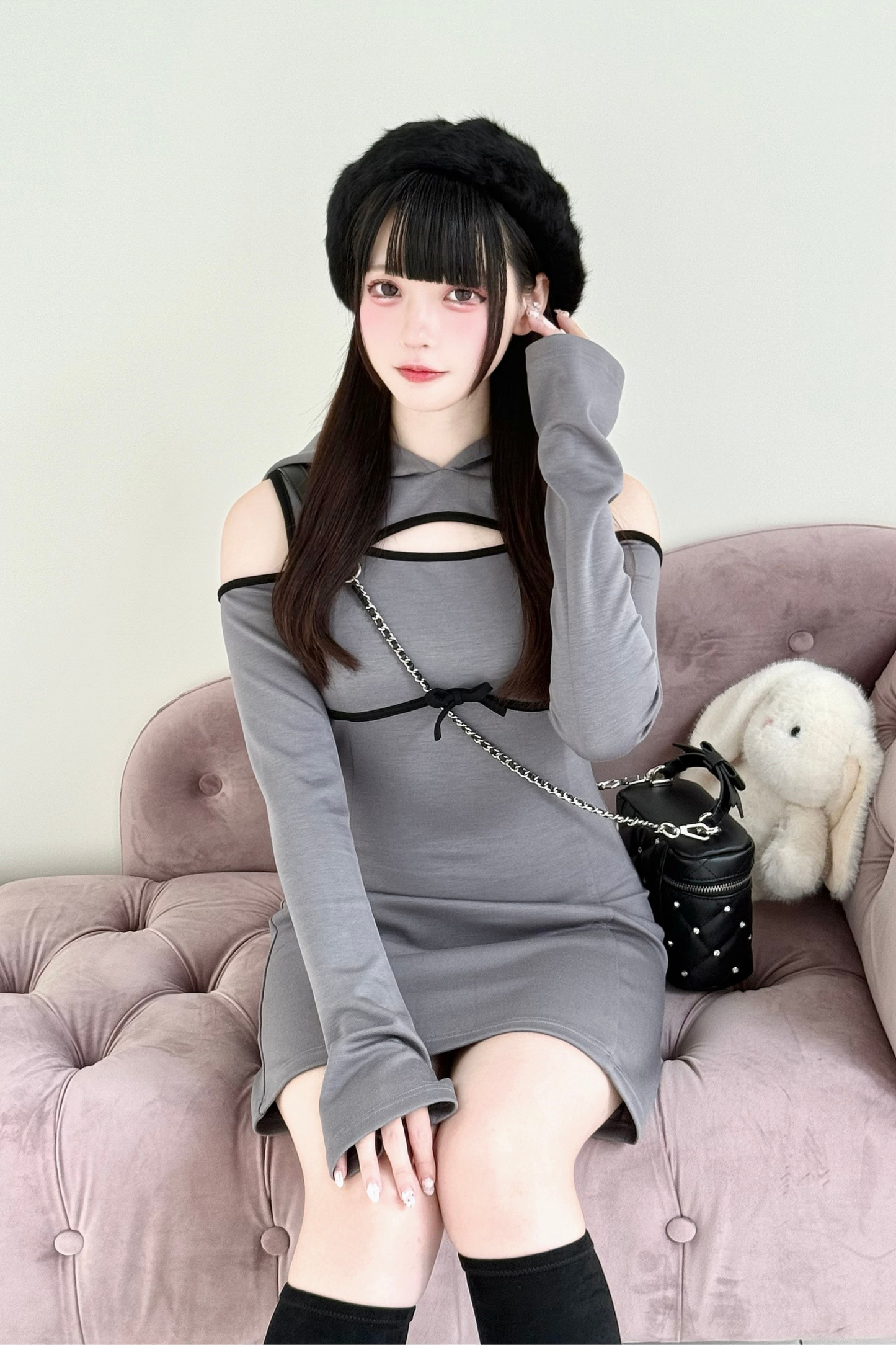 Off-the-shoulder Little Ribbon Hooded Dress