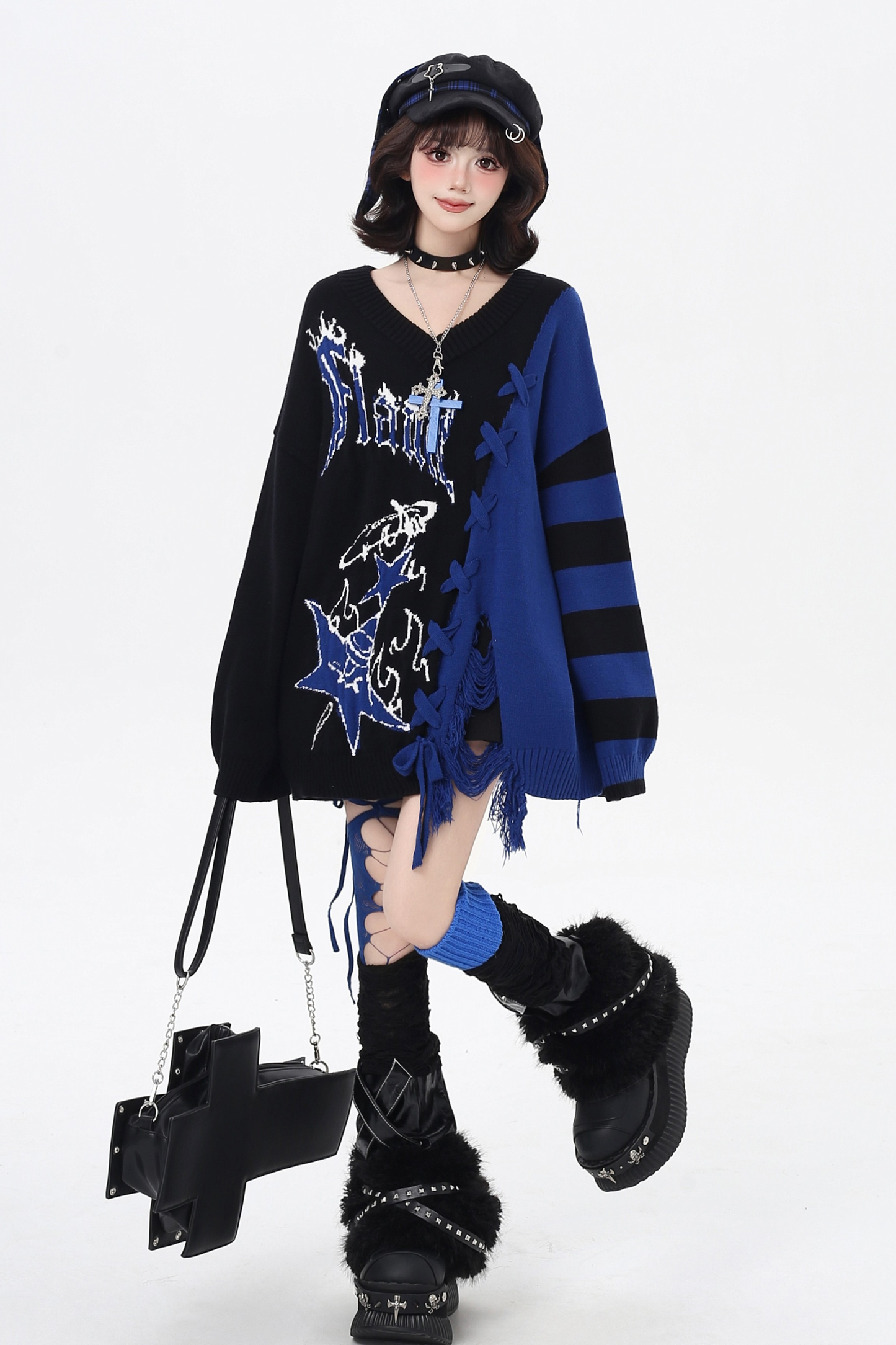 ダークストラップデザインルーズセーター