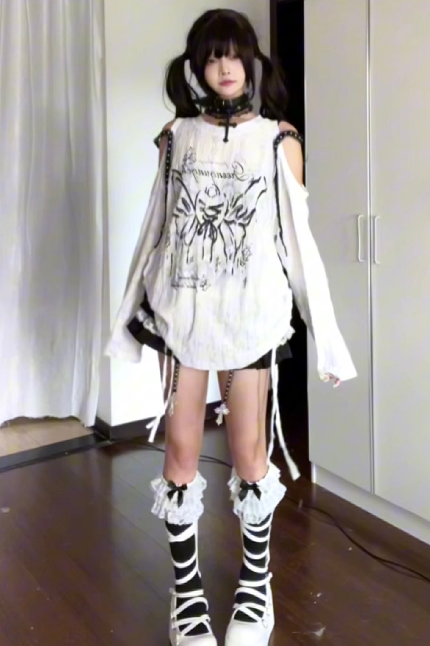 ライトゴシックサブカルチャーオフショルダートップス