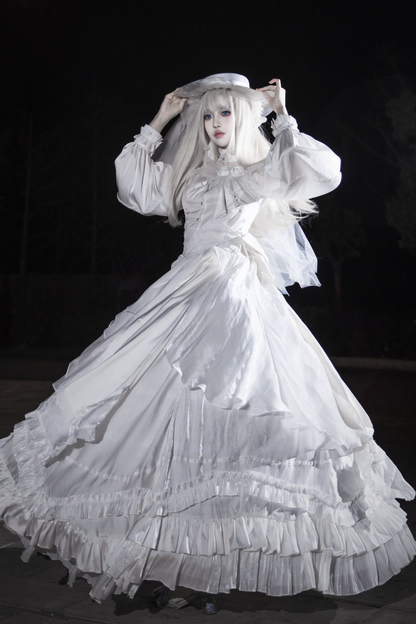 Off-the-shoulder shirt + oversized skirt