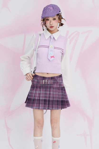 Light-colored subculture college style sweater + checked skirt