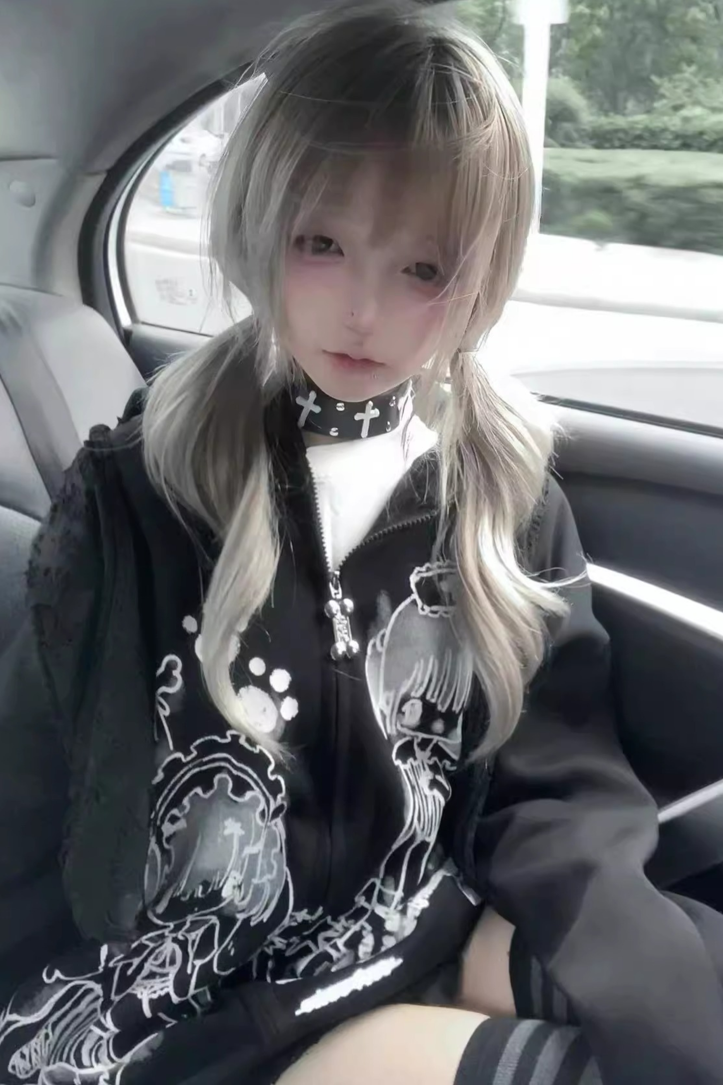 レースフードメディカルガールイラストパーカー