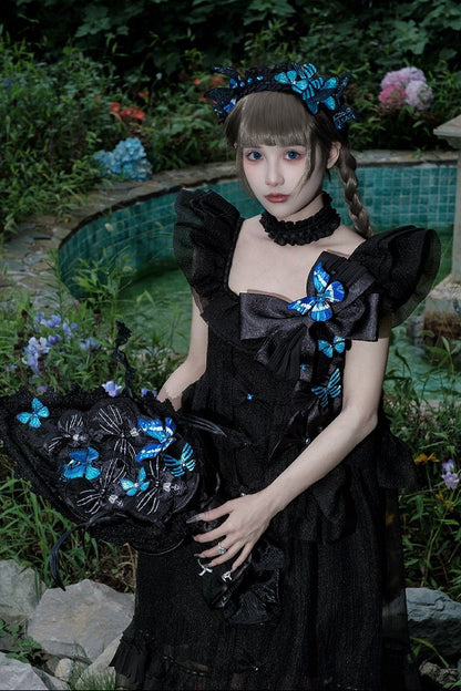 [Vorbestellfrist: 1014] Schwarz/weißes Gothic-Lolita-Set aus Puppenkleid mit Schmetterlingsschleife, Bandkragen und Flatterärmeln + Puppenkleid mit eckigem Ausschnitt und Flatterärmeln