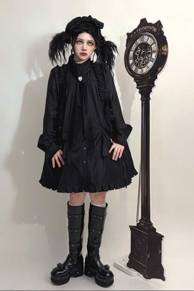 【11月6日予約締切】White/Black Gothic Lolita Drawstring Frill Strap Doll Dress