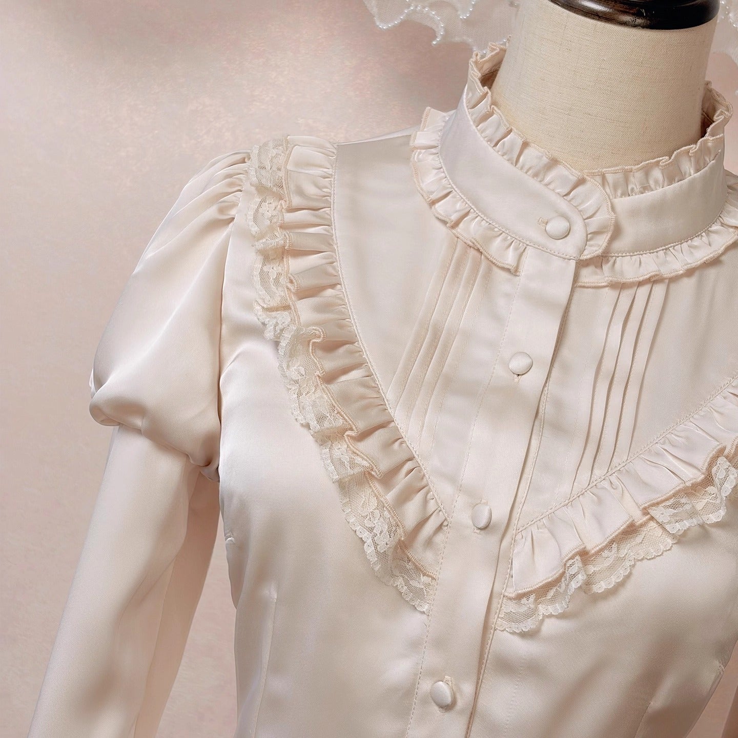 【1月13日予約締切】Honor Guard Ceremonyフリルスタンドカラーシャツ