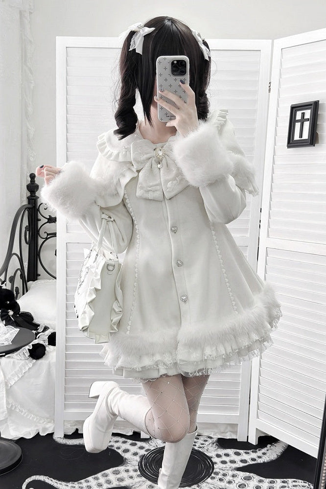 【11月13日予約締切】White Pearl Bow-Tie Fur Coat With Detachable Cape And Fur Cuffs