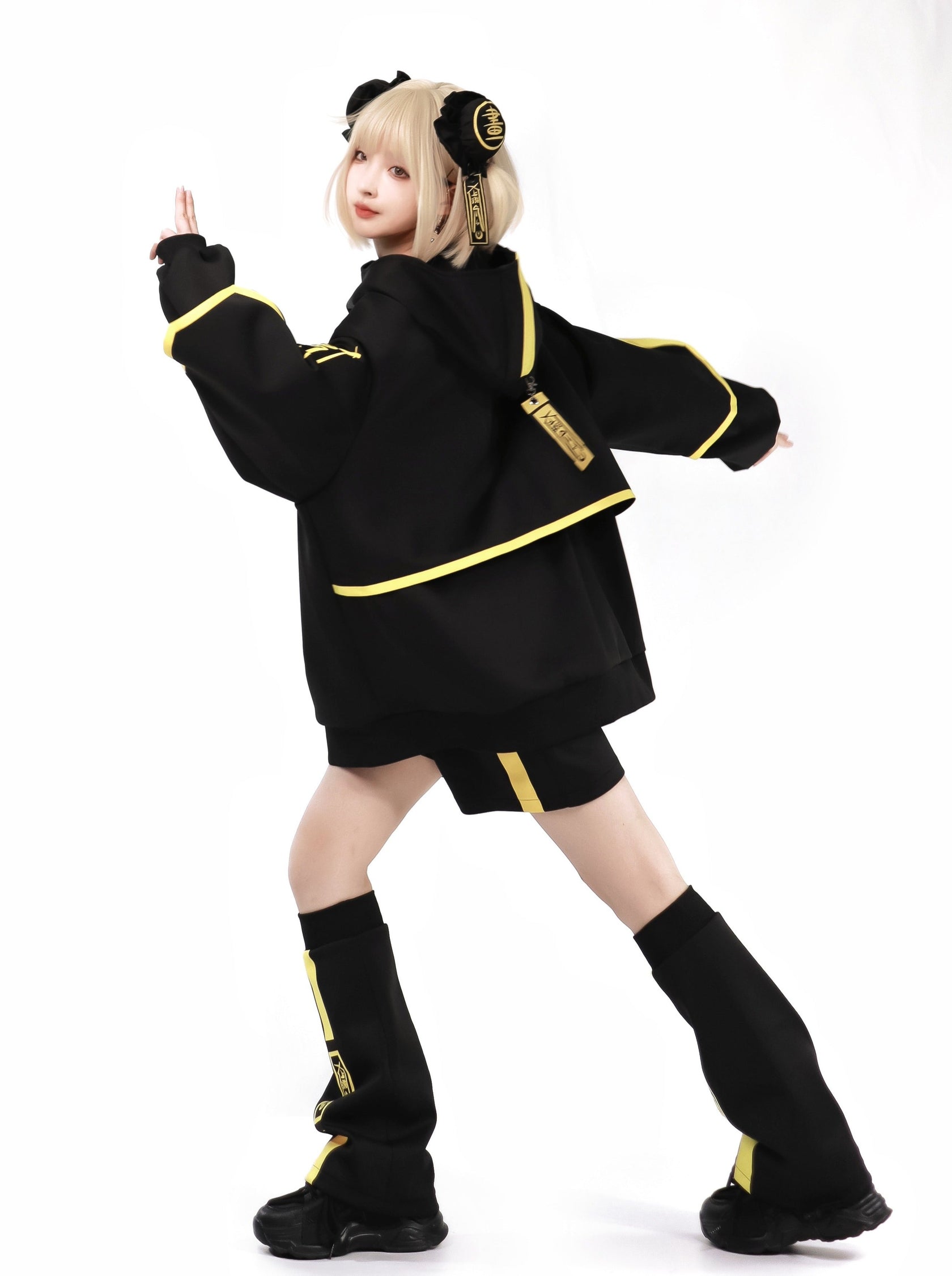 ダークネオンチャイナジャケット＋ショートパンツ＋ロングパンツ＋レッグウォーマー＋ヘアーアクセサリー【予約商品】