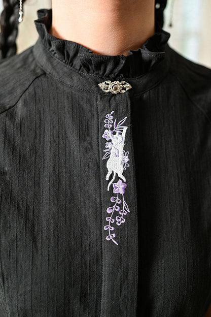 コットンススタンドカラーブラックスリムシャツ