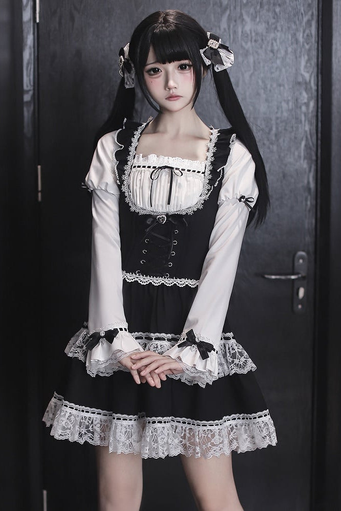 [Deadline for reservations: December 15] Black White Dark Juliet Sleeve Dress + Accessories