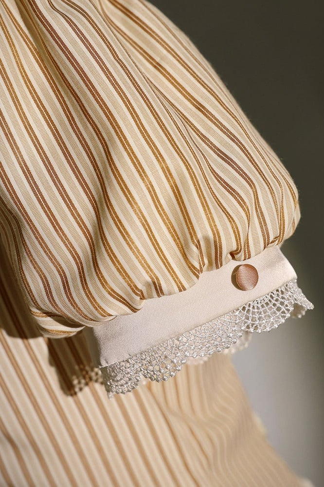 [Reservation Deadline: November 6] Beige Striped Short-Sleeve Lolita Shirt with Beautiful Embroidery and a Layered Lace Collar + Pair of Detachable Long Sleeves + Long-Sleeve Shirt (with Detachable Embroidered Collar)