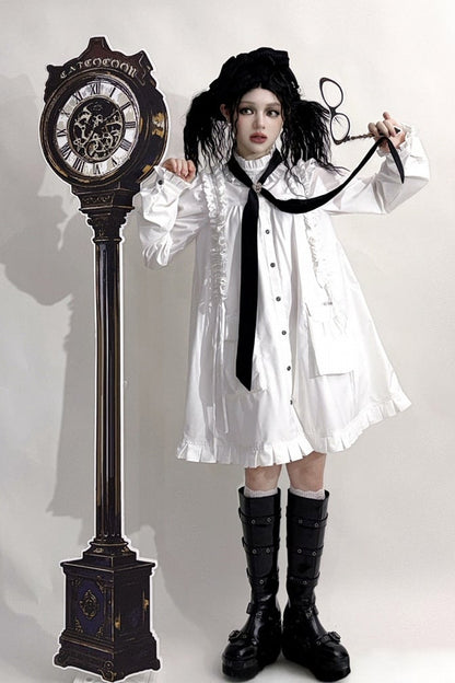【11月6日予約締切】White/Black Gothic Lolita Drawstring Frill Strap Doll Dress