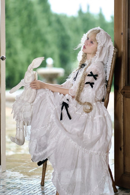 [Reservierungsschluss 18. August] Weiße Fairy-Lace-Rüschen-Lolita-Kapuzen-Shortjacke mit Hasenohren + Innenrock (Petticoat)