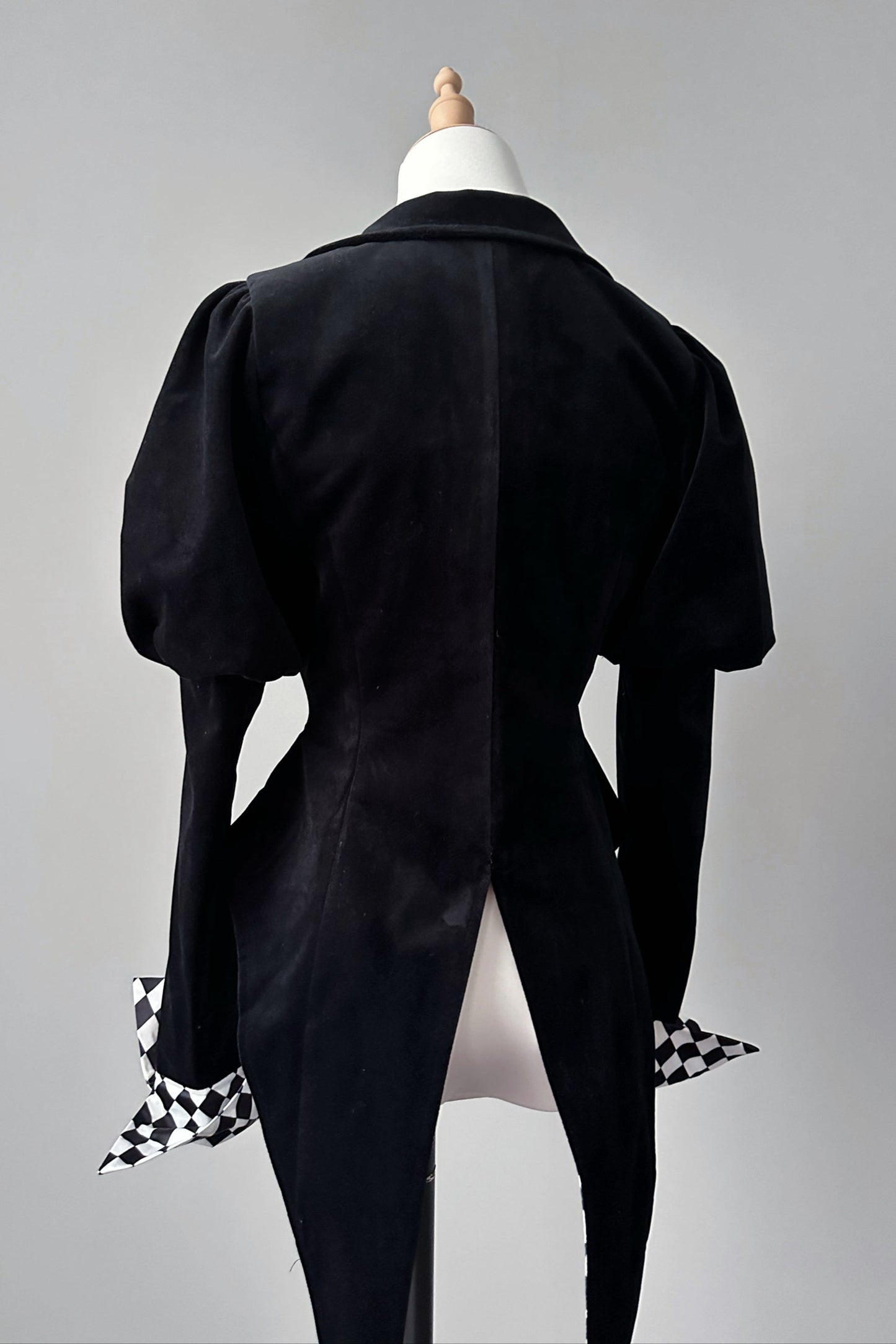 [deposit] Mr. Rabbit Lolita Alice style playing card jacket [reservation remarks size]