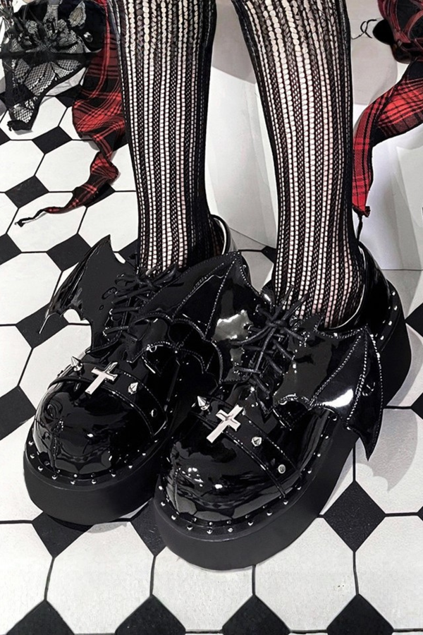 スーパーダークナイトローファー