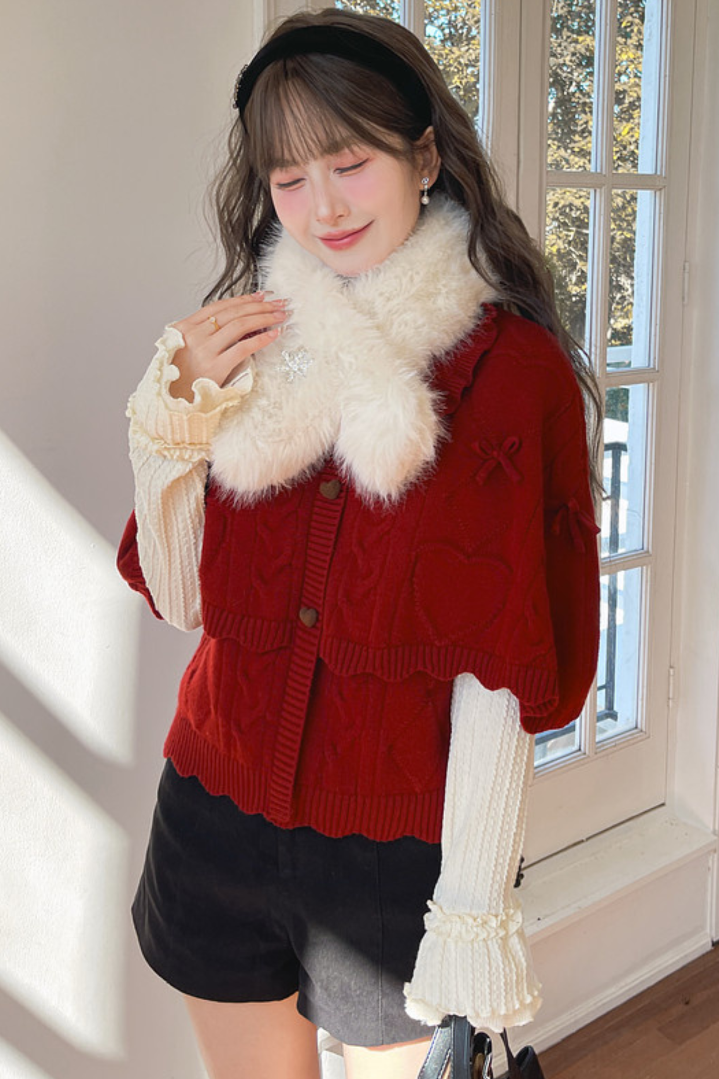 ガーリールーズラペルセーター