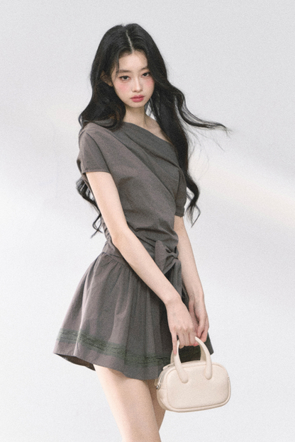 ウエストスリムパフィーオフショルダードレス