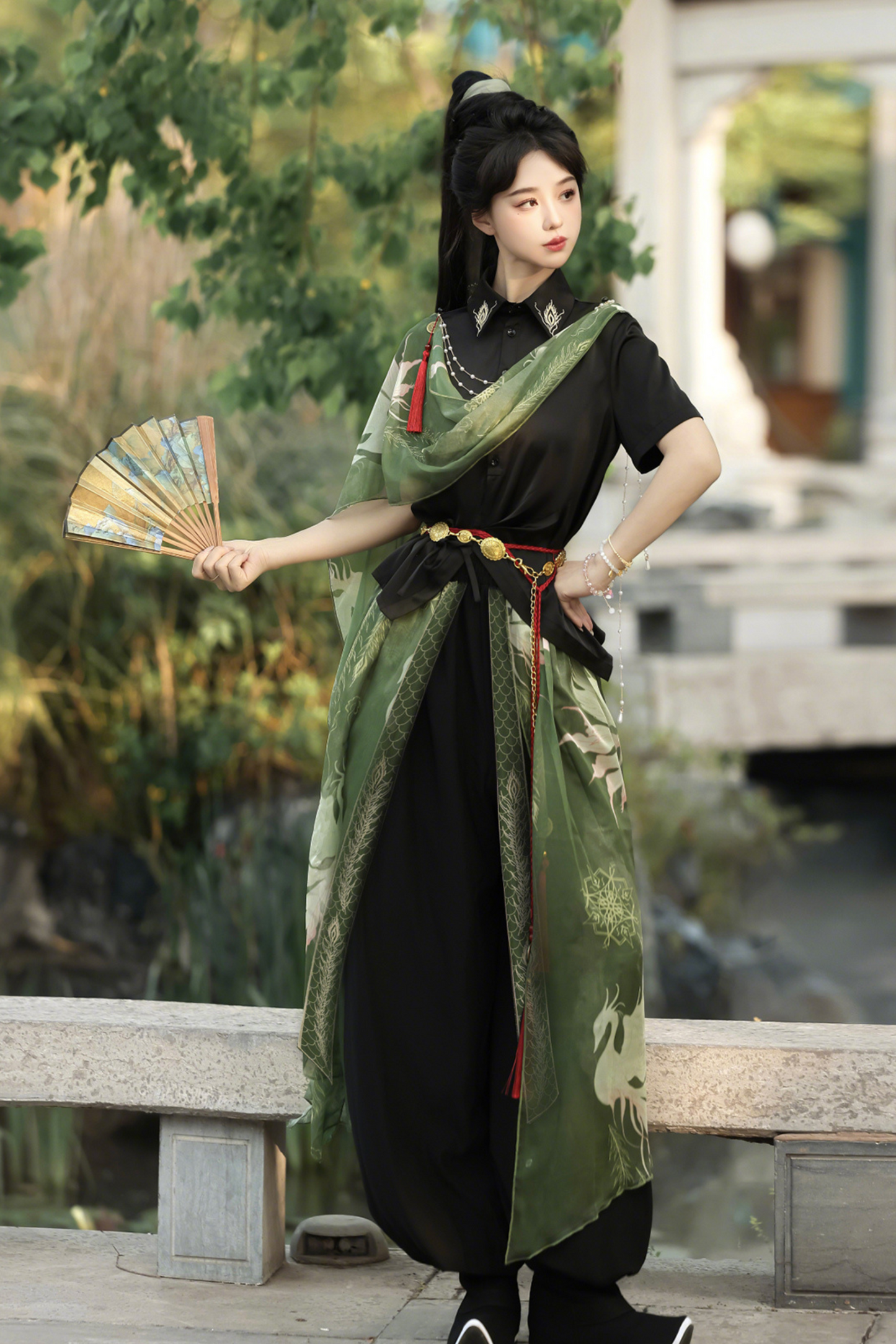 ネバーレスアイランドチャイナトップス+バルーンパンツ