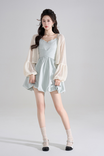 Robe dos nu bleu doux + cardigan transparent