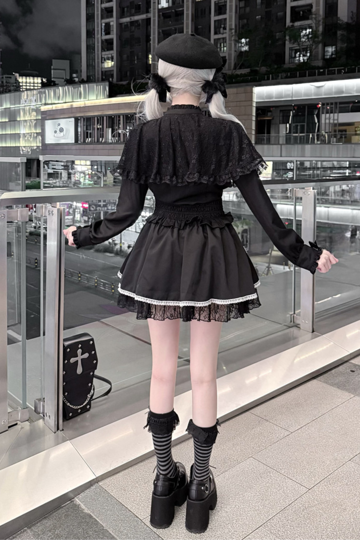 Hemd im Cape-Stil + Kreuzrock + Hut