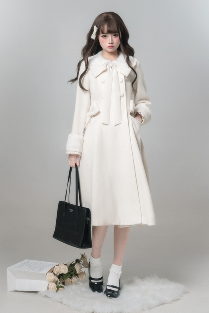 ホワイトスノーロングコート+シャツ+スカート