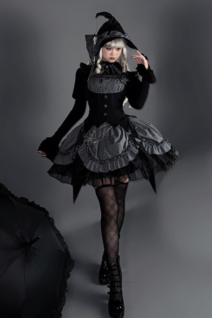 【4月8日予約締切】レースヘムゴシックトップス