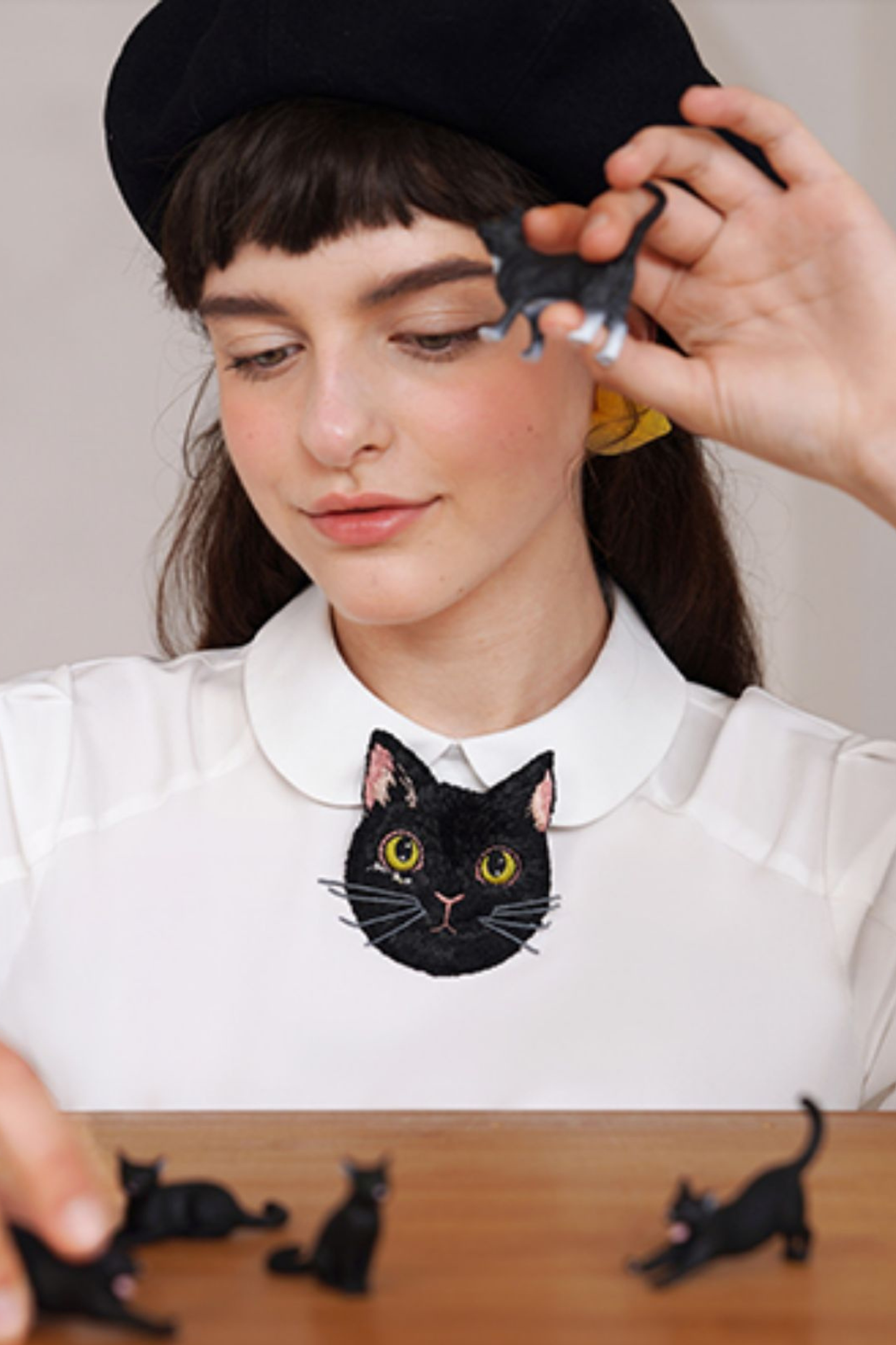 ブラックキャットネクタイ