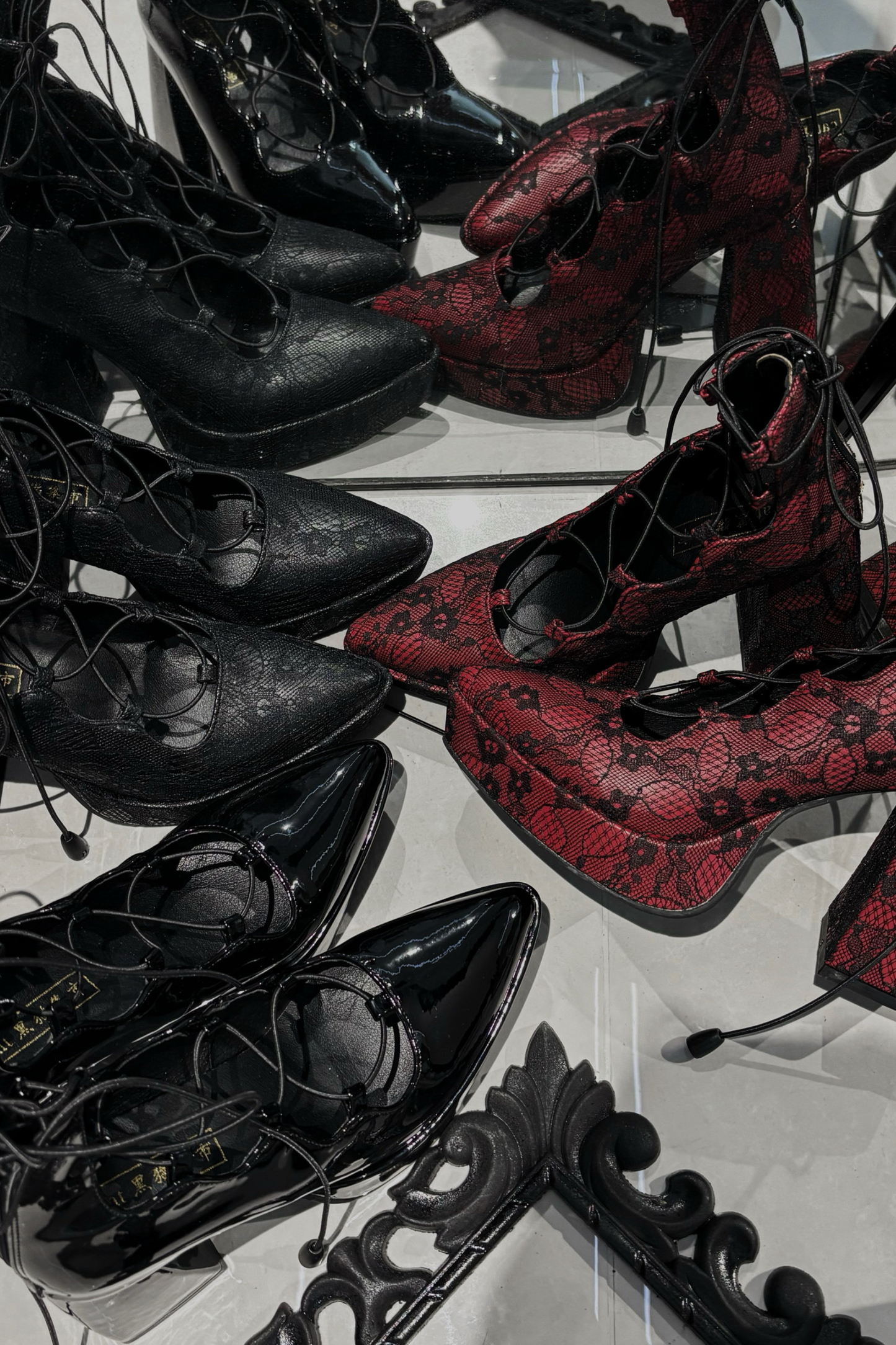 ダークゴシックシューズ