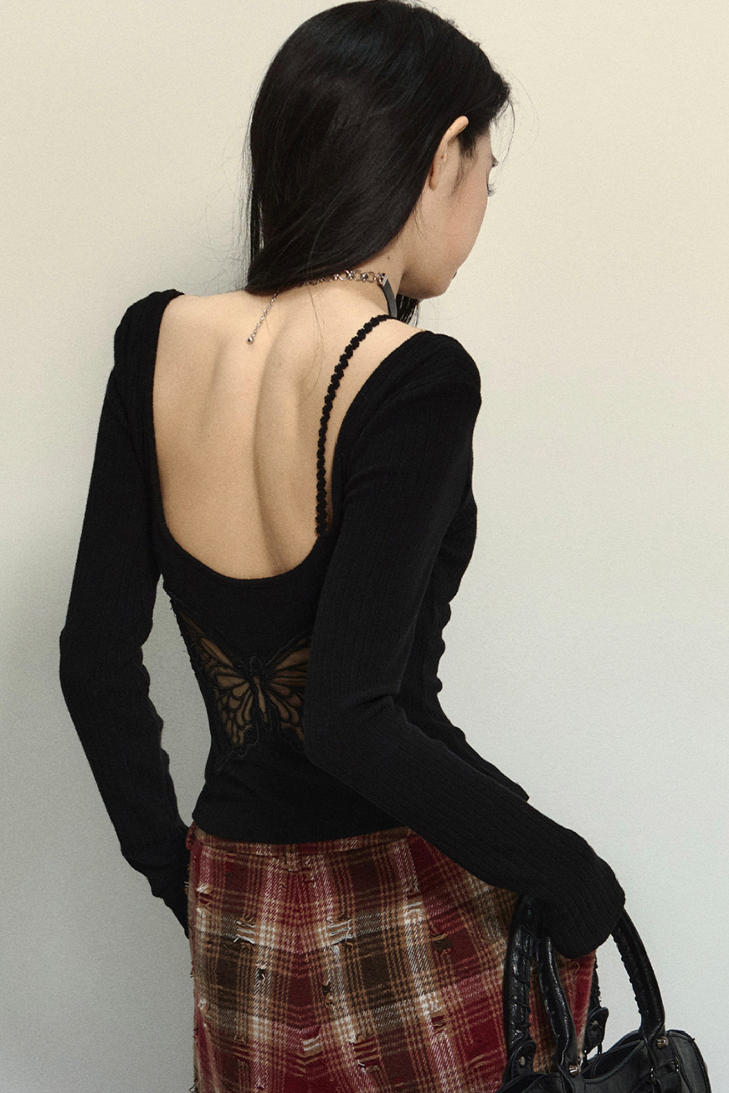 Crimson Eyes Slim Backless Tops