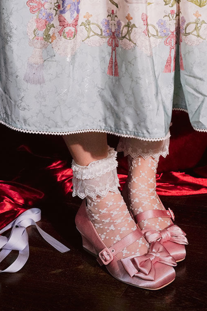 レースアップリボンサテンスクエアトゥシューズ