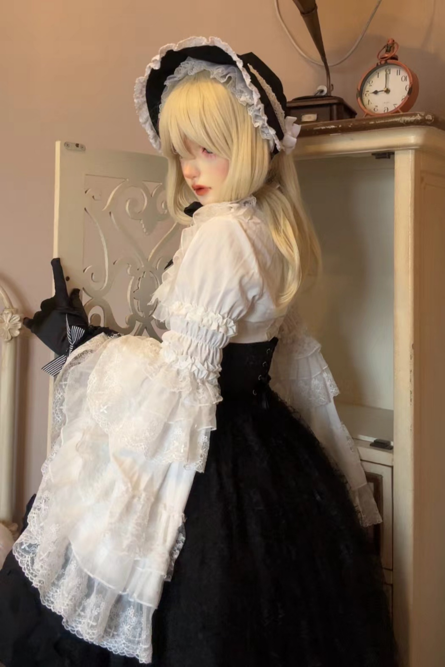 ゴシックスーパーゴージャスジスリーブロリータシャツ+フリルスカート+ハット