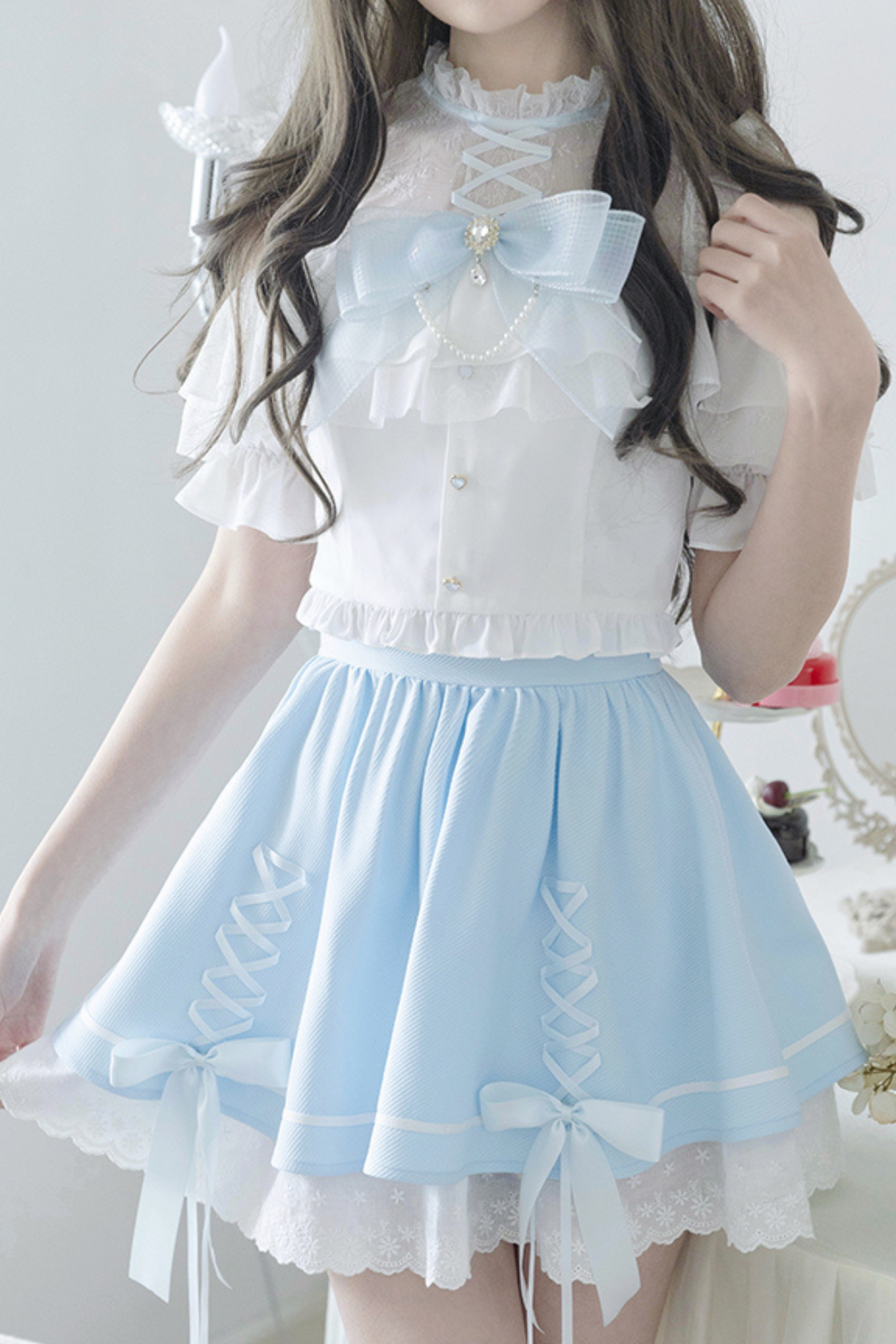 Lace short off-the-shoulder shirt + lace-up skirt