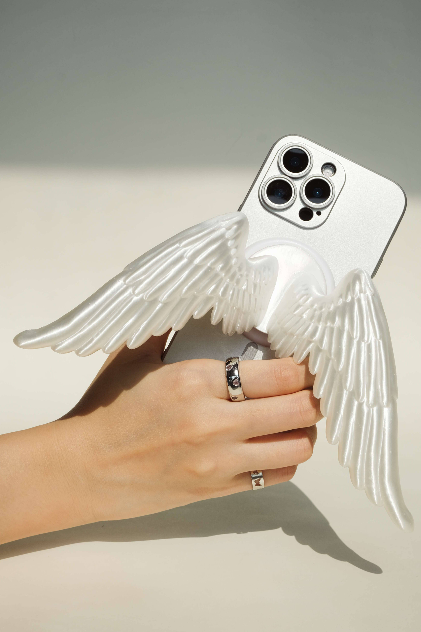 エンジェルウイングススマホスタンド