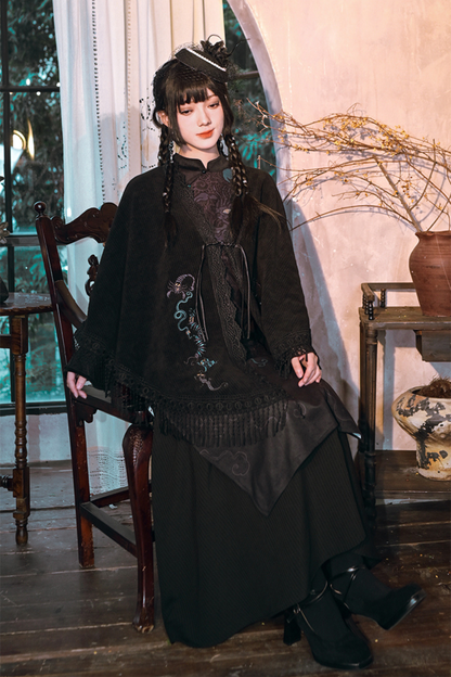 Weird House "Five Poisons" dark print cheongsam long skirt female design sense tassel shawl cloak new Chinese suit