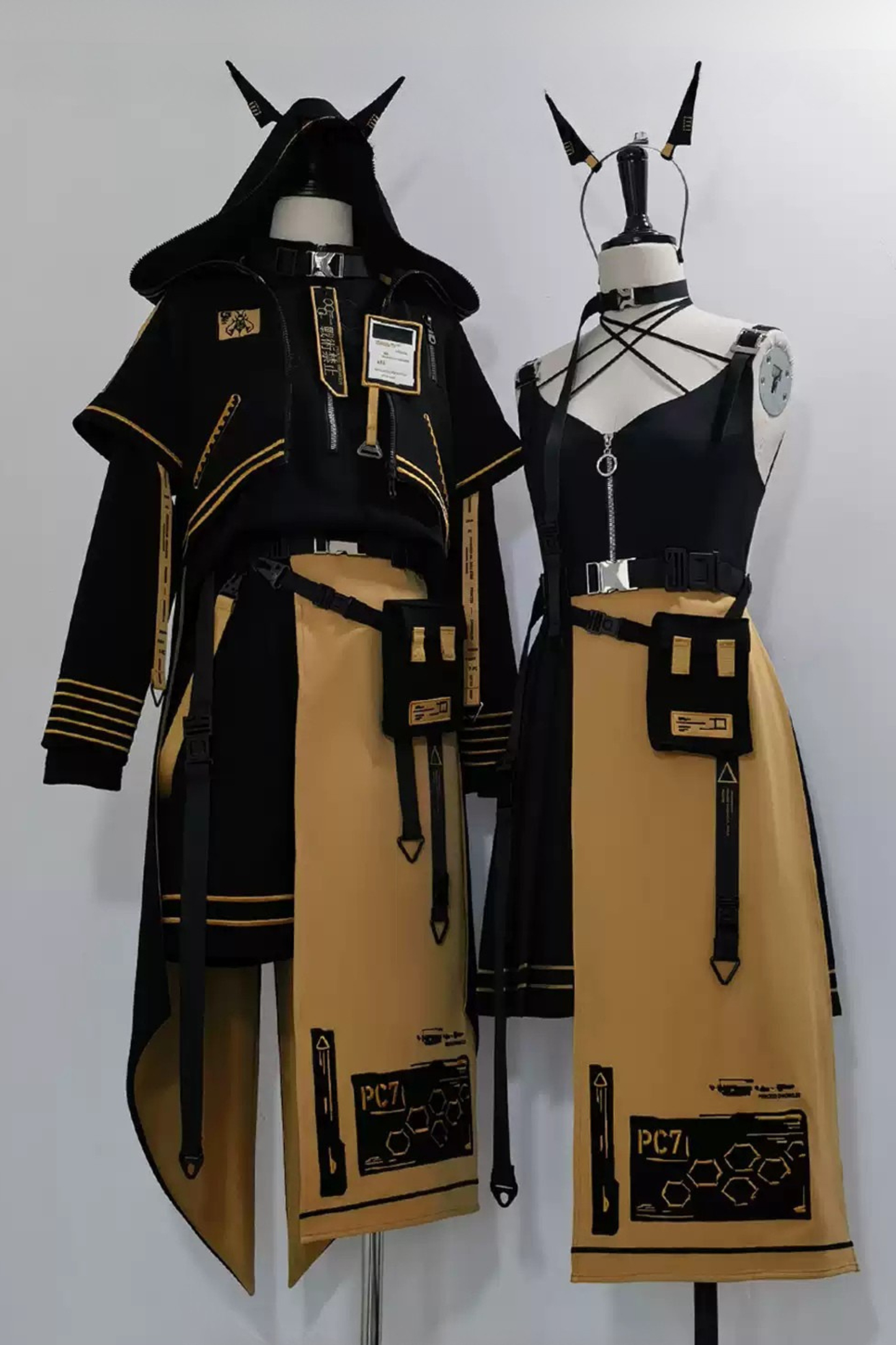 【12月26日予約締切】フューチャリスティックサイバービープリンスロングテールジャケットスーツ＋サスドレス