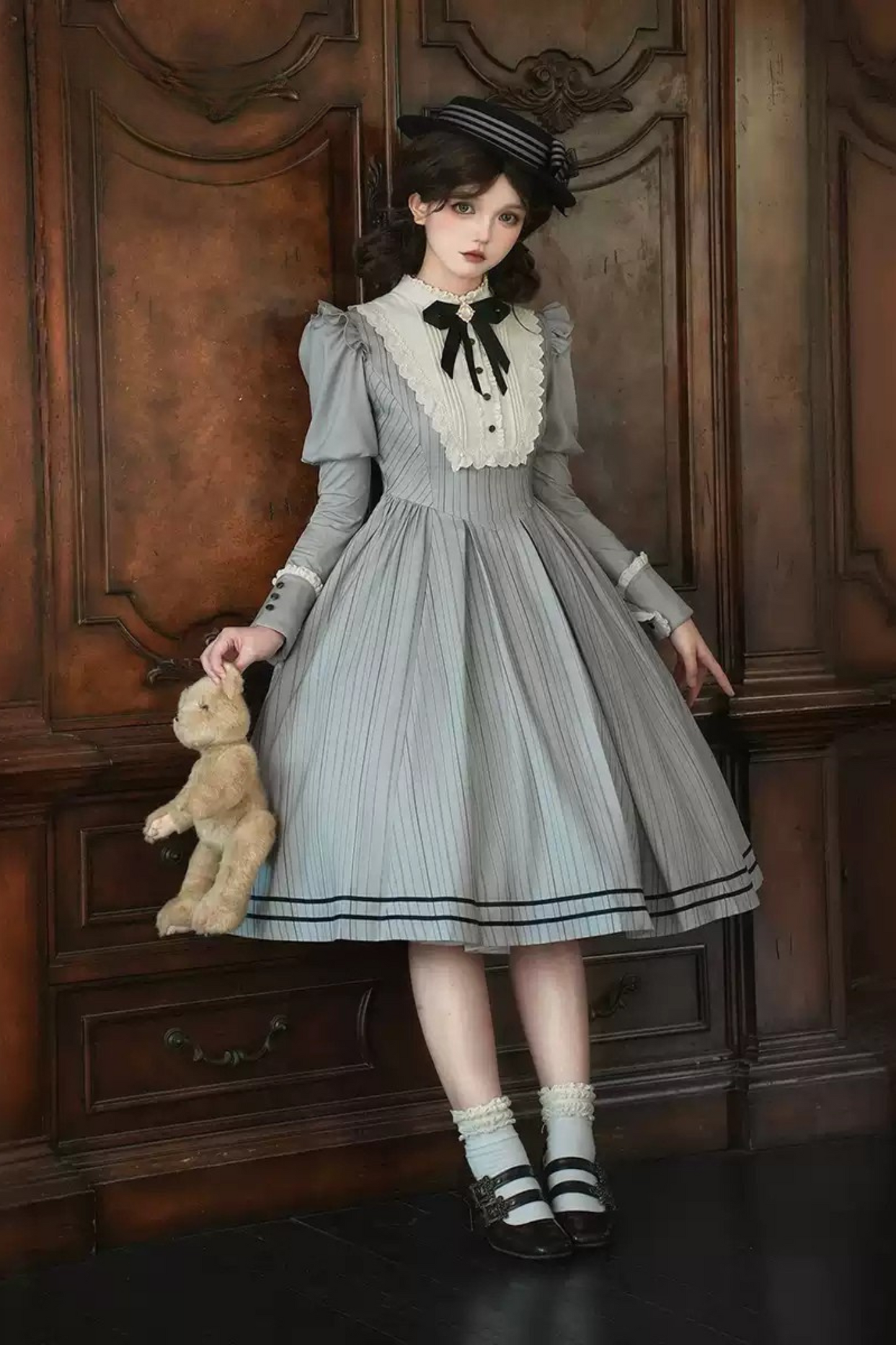 【8月18日予約締切】グレーストライプアンドフォググラデーションクラシカルドレス＋ハット＋ヘアクリップ