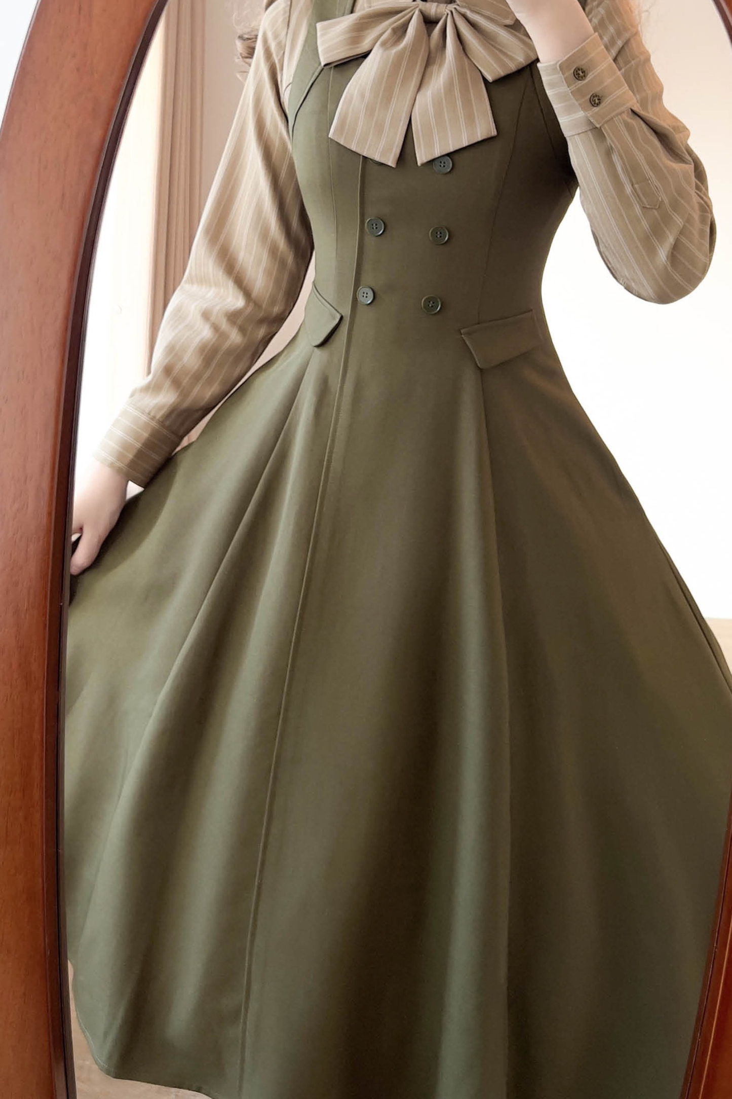 英国風レトロエレガントノースリーブドレス