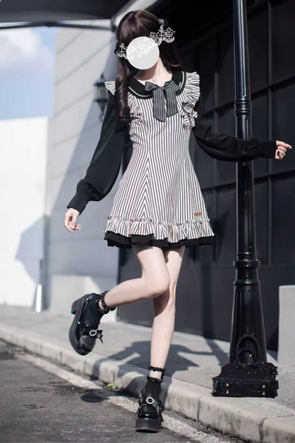 ストライプドールフレアドレス