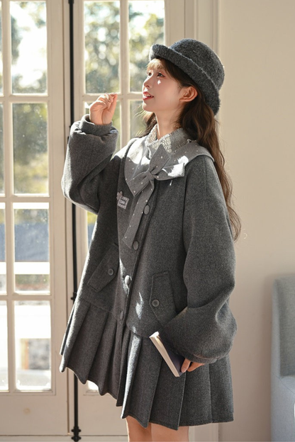 カレッジプリーツヘムルーズコート