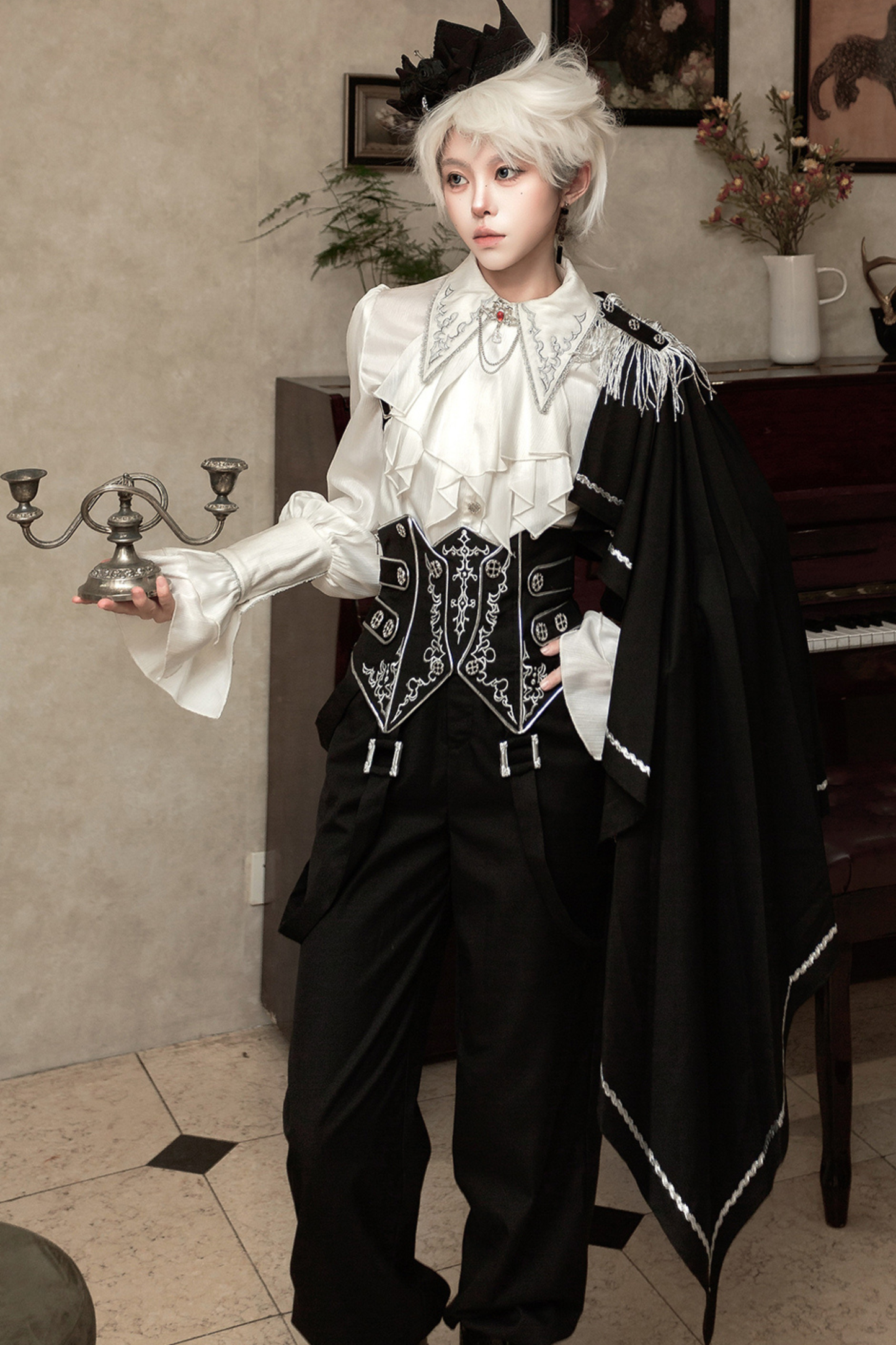 モノクロ皇子トップス+コルセット+パンツ