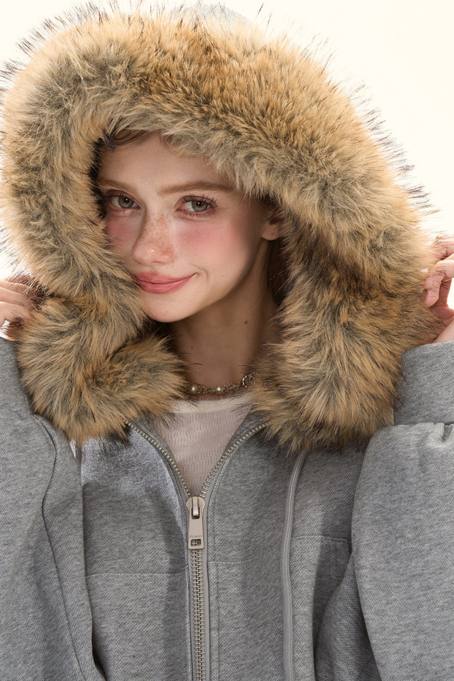 ファーフーデッドダウンジャケット