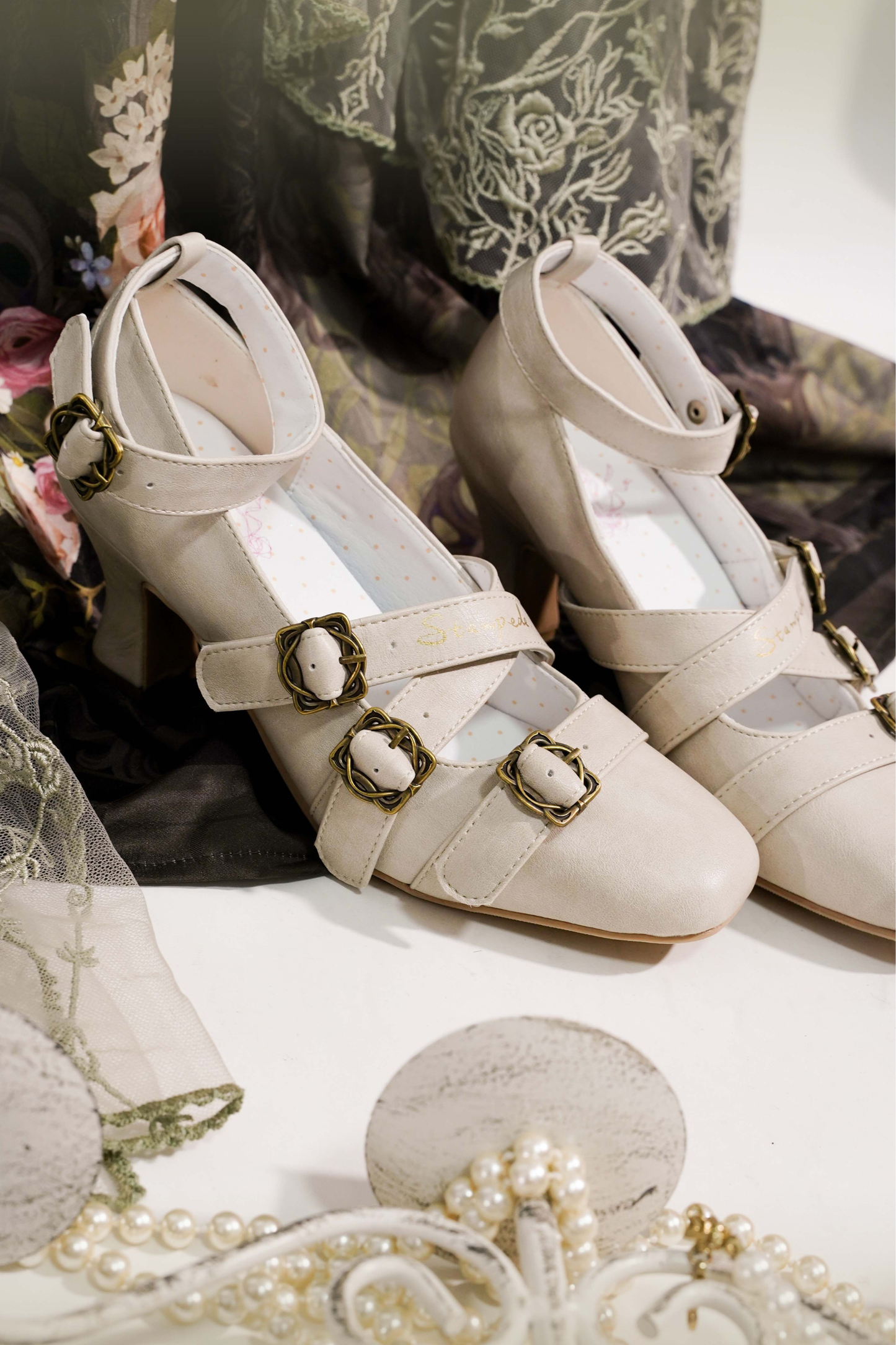 レトロロリータスクエアヒールシューズ