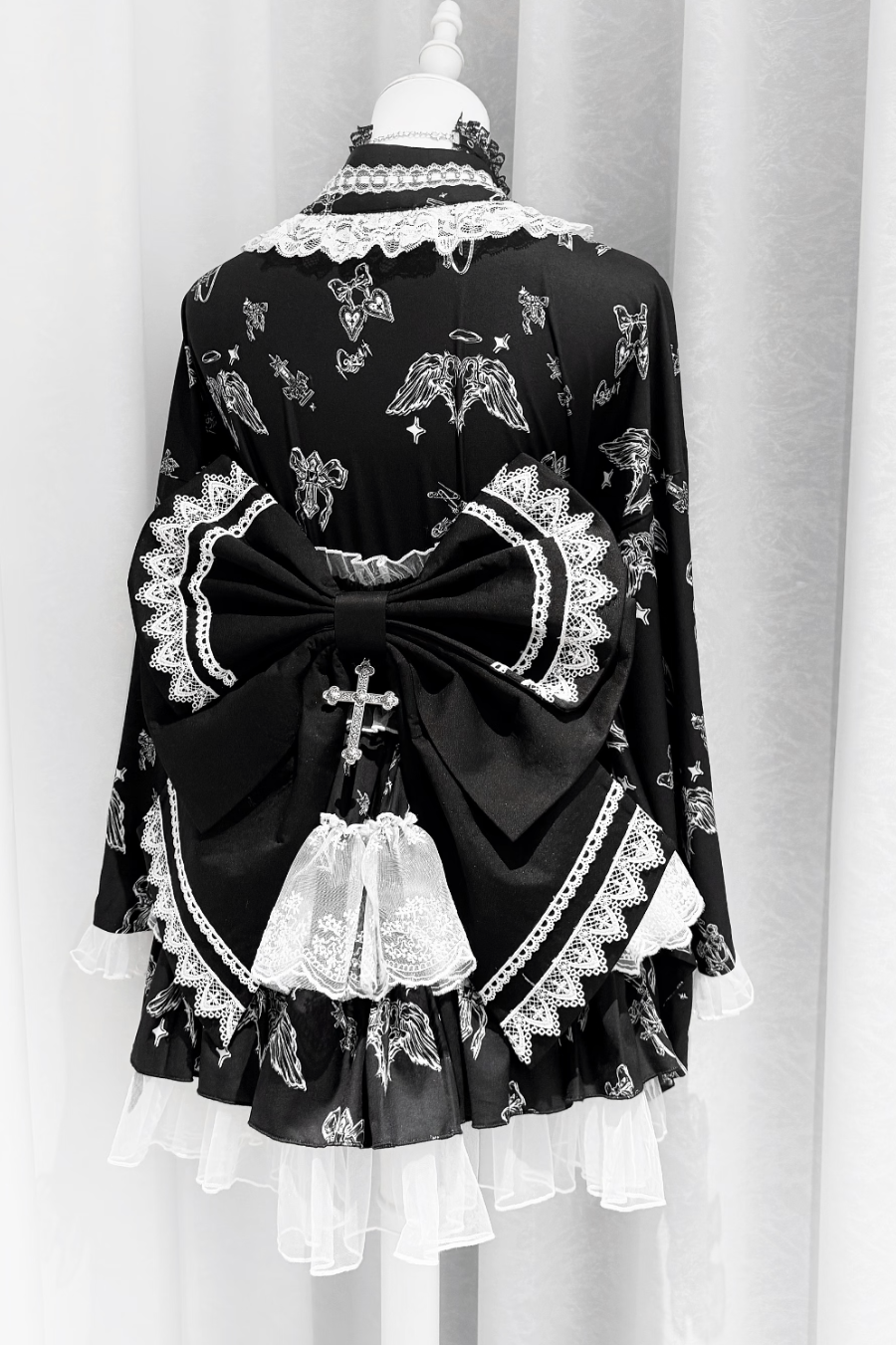 Dunkler Galaxie-Spitzen-Yukata im Jirai-Stil