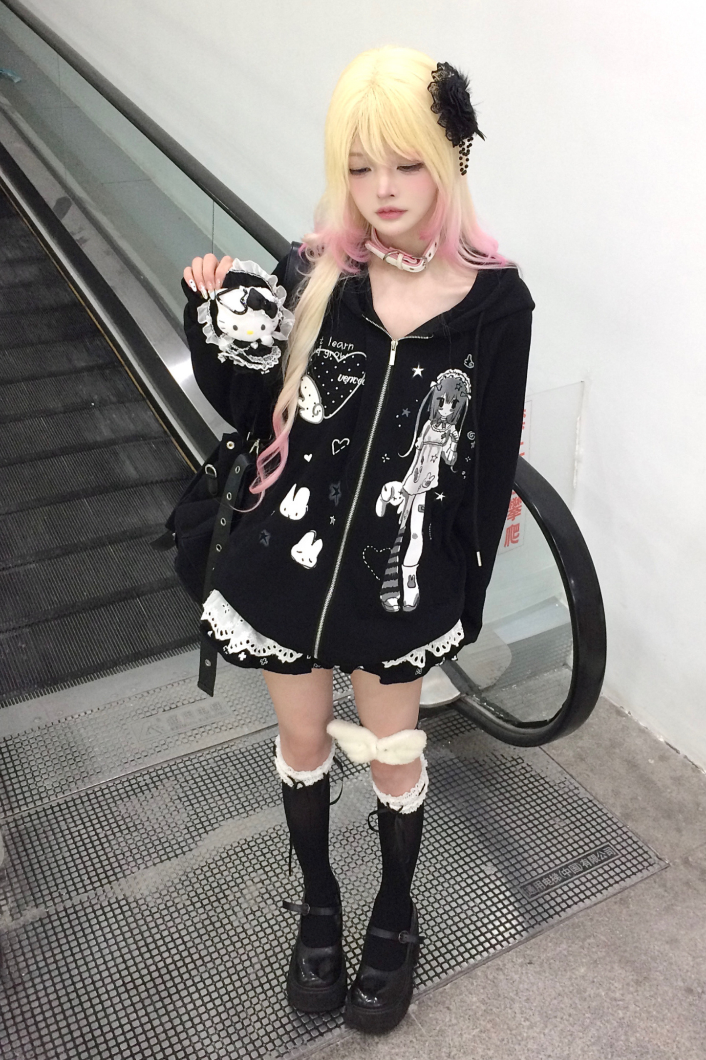 アニメハウスガールフードパーカー