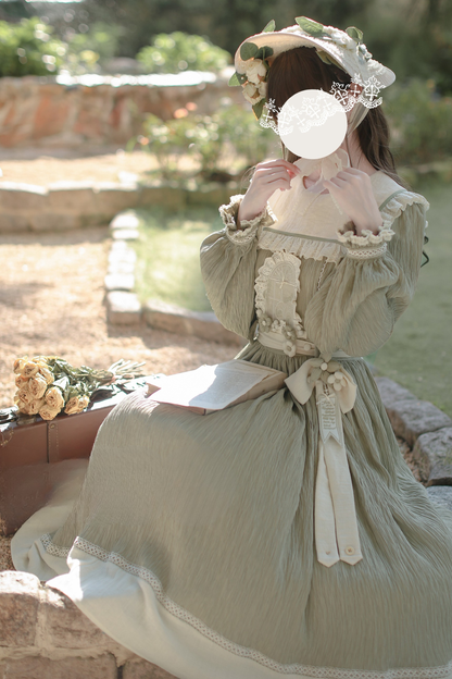 Retro Forest Elegant Dress + Belt + Badge