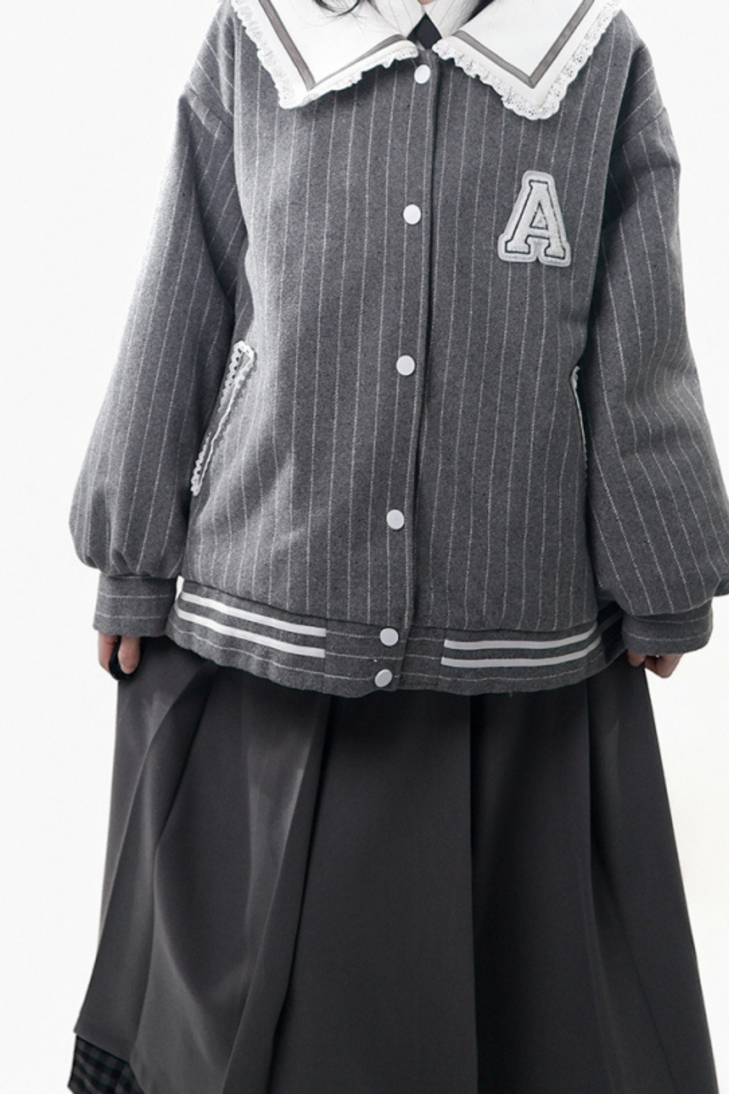 ストライプコート+シャツ+ベスト+ロングスカート